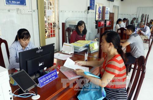 Chưa bãi bỏ ngay nhiều thủ tục hành chính về hộ tịch, nuôi con nuôi ảnh 1